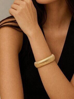 J.Crew Gold Tone Ribbed Cuff Bracelet Chunky Satin Statement Bangle 1” NEW